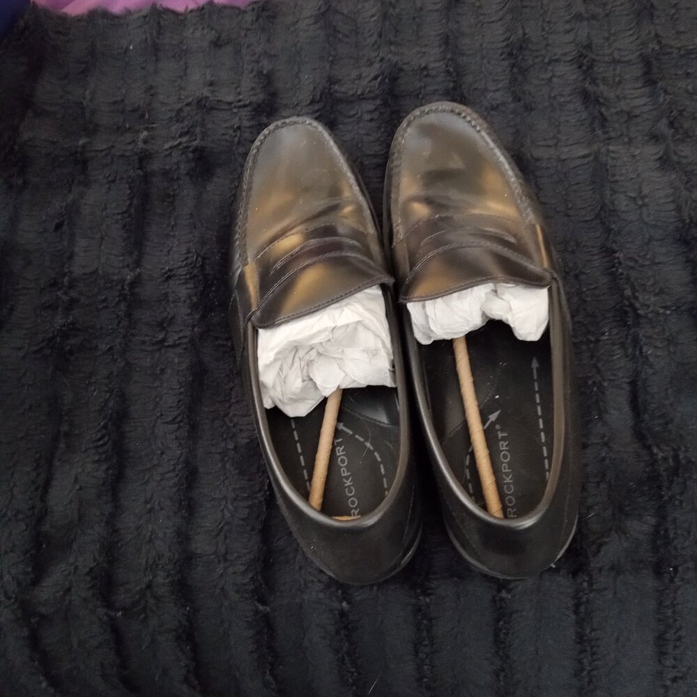 Men's new black Rockport loafers